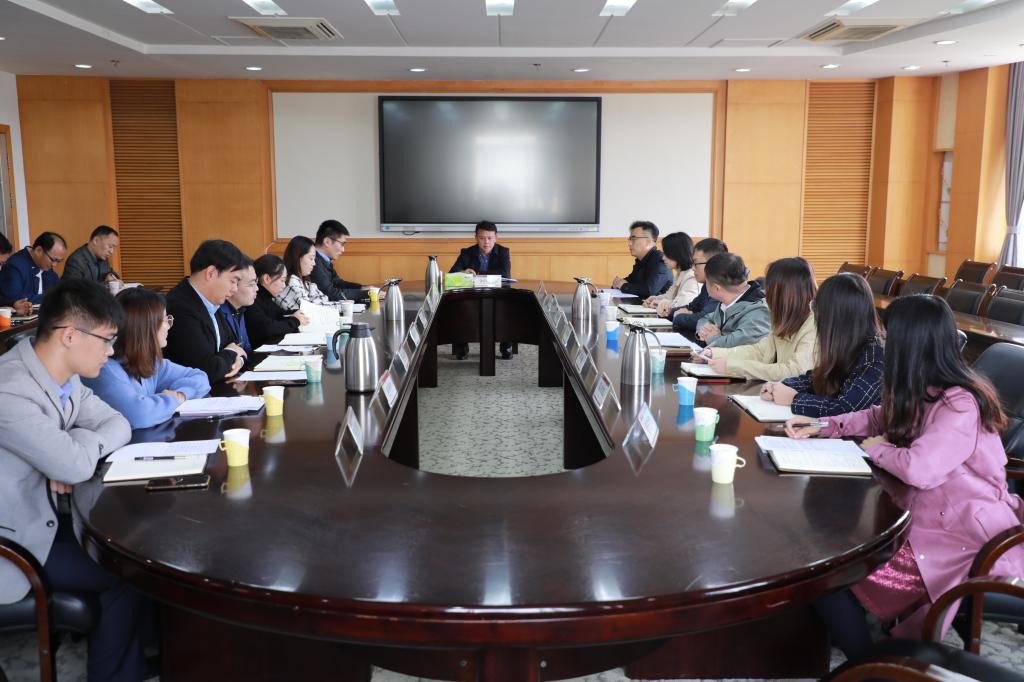 学校召开新进辅导员座谈会。